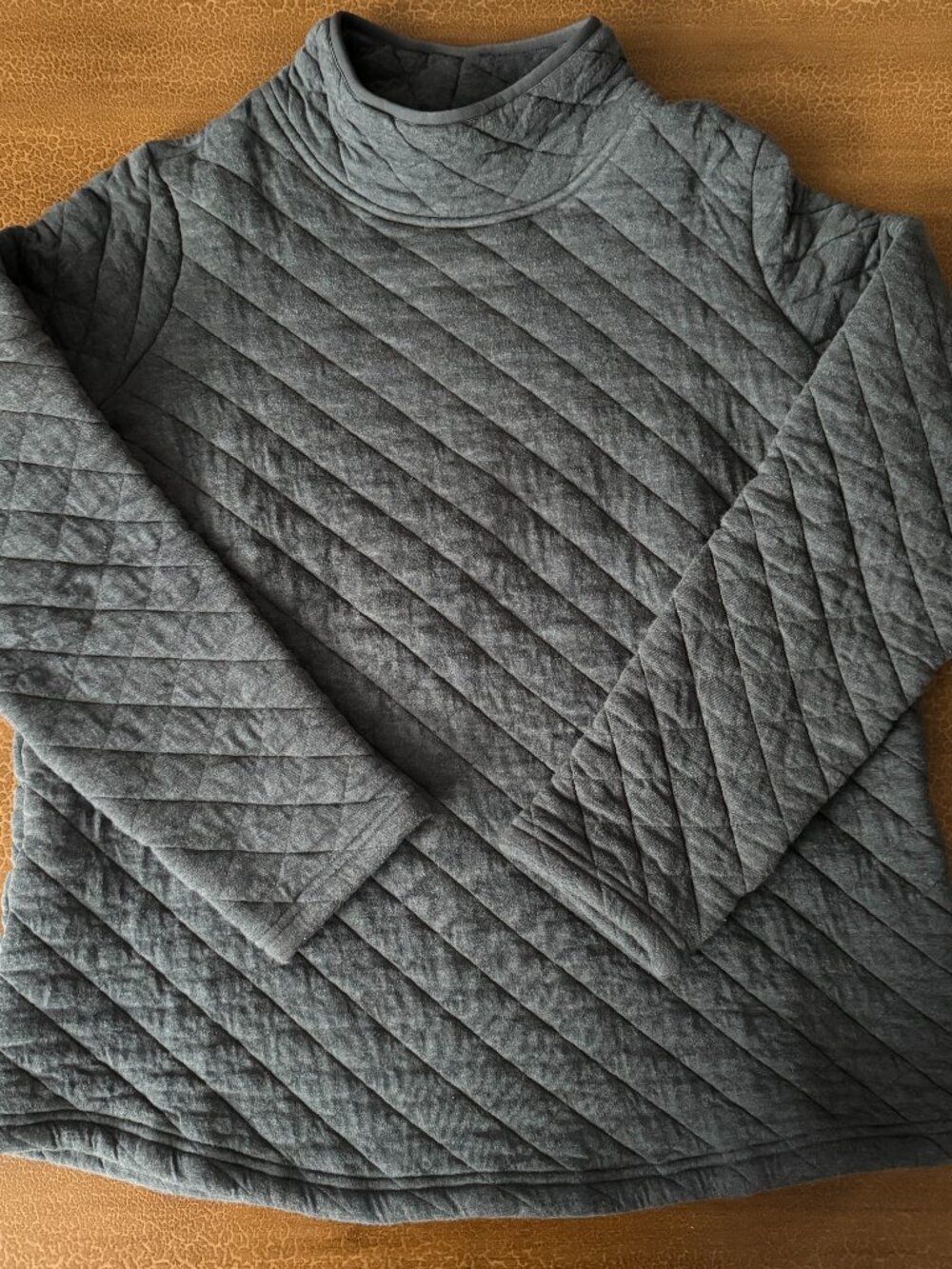 Orvis Quilted Pullover Sweater - Blue Grey Color - Size Medium
